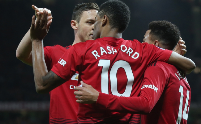 但二人在打 但二人在打